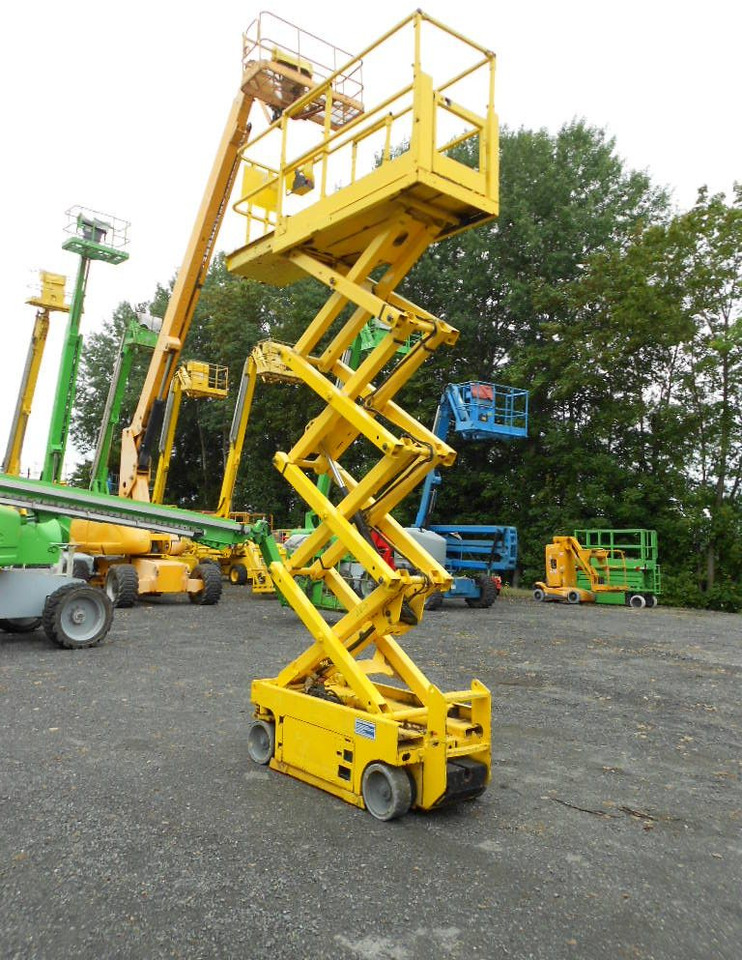 Genie GS 1930, Scherenarbeitsbühne Genie 8 m - Araç üzerine platform: fotoğraf 4 Genie GS 1930, Scherenarbeitsbühne Genie 8 m - Araç üzerine platform: fotoğraf 4