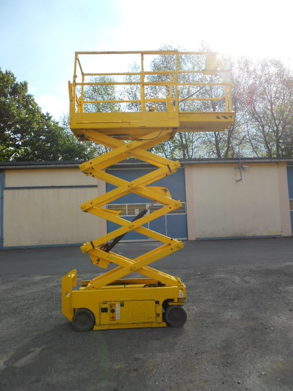 Genie GS 1930, Scherenarbeitsbühne Genie 8 m Genie GS 1930, Scherenarbeitsbühne Genie 8 m - Makasli platform: fotoğraf 1 Genie GS 1930, Scherenarbeitsbühne Genie 8 m Genie GS 1930, Scherenarbeitsbühne Genie 8 m - Makasli platform: fotoğraf 1