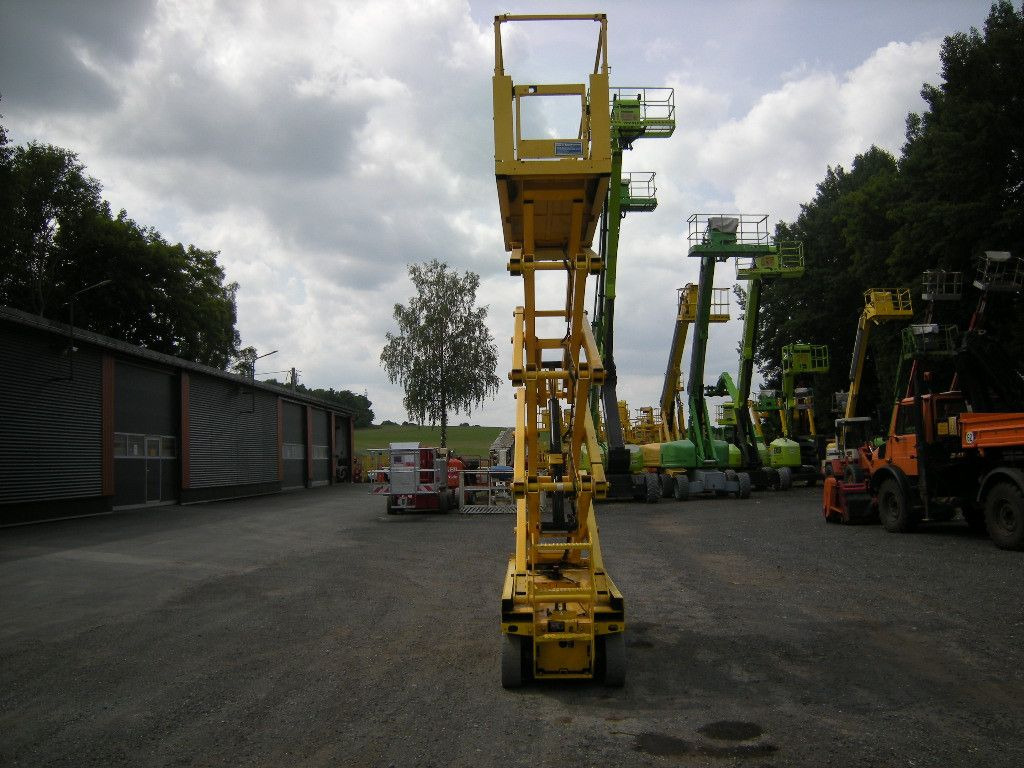 Genie GS 2632, Scherenarbeitsbühne Genie 10 m - Araç üzerine platform: fotoğraf 3 Genie GS 2632, Scherenarbeitsbühne Genie 10 m - Araç üzerine platform: fotoğraf 3