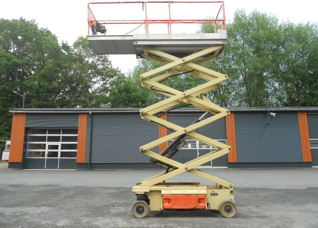 JLG JLG 3246, Scherenarbeitsbühne, 11,9 m - Makasli platform: fotoğraf 1 JLG JLG 3246, Scherenarbeitsbühne, 11,9 m - Makasli platform: fotoğraf 1