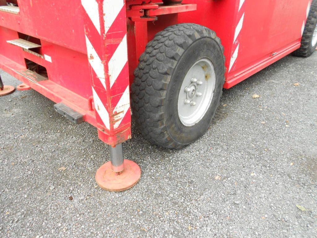 Makasli platform Scherenarbeitsbühne Liftlux SL205-25D4WD, AH 22 Scherenarbeitsbühne Liftlux SL205-25D4WD, AH 22: fotoğraf 12