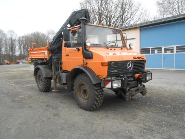 Unimog U1450 427/11 mit Kran - Damperli kamyon, Vinçli kamyon: fotoğraf 2 Unimog U1450 427/11 mit Kran - Damperli kamyon, Vinçli kamyon: fotoğraf 2