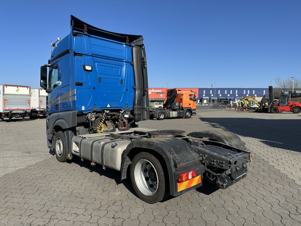 Mercedes-Benz Actros 1842 4x2 - Çekici: fotoğraf 4 Mercedes-Benz Actros 1842 4x2 - Çekici: fotoğraf 4