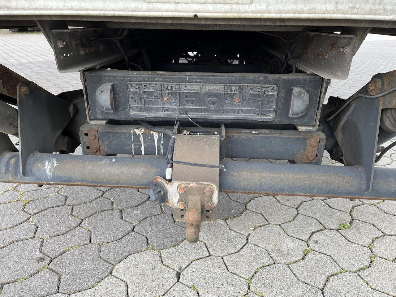 FUSO Canter 7C18 4x2 Ladebordwand Getriebeschaden - Tenteli kamyonet: fotoğraf 4 FUSO Canter 7C18 4x2 Ladebordwand Getriebeschaden - Tenteli kamyonet: fotoğraf 4