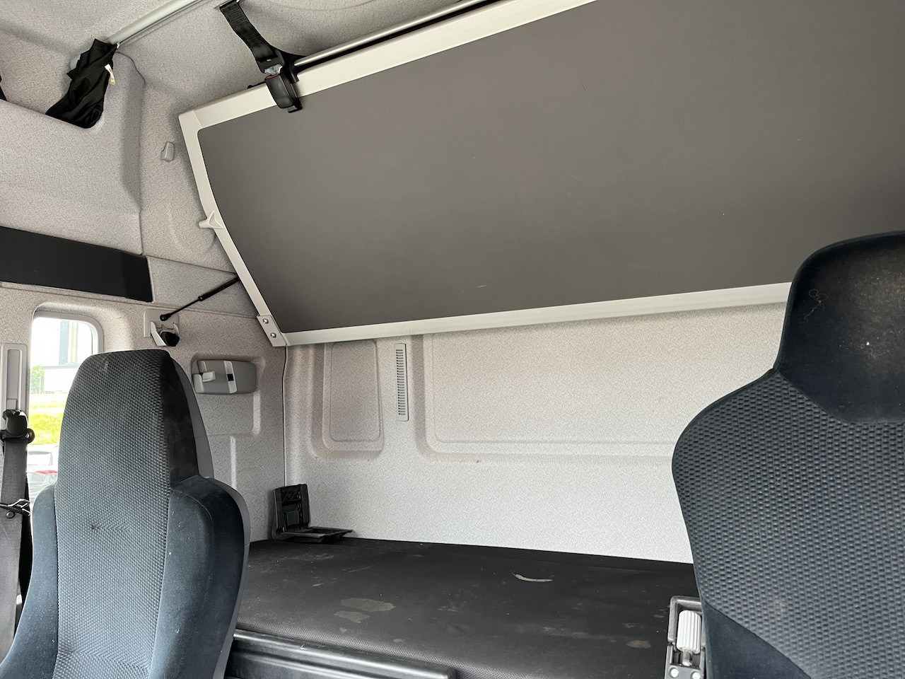 MAN TGL 8.220 4x2 Pritsche AHK - Açık kasa kamyonet: fotoğraf 3 MAN TGL 8.220 4x2 Pritsche AHK - Açık kasa kamyonet: fotoğraf 3