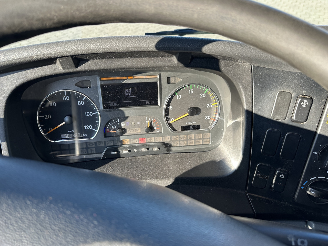 Mercedes-Benz Atego 1529 4x2 Atlas 57.3-A2 Kadaverkipper - Damperli kamyon, Vinçli kamyon: fotoğraf 5 Mercedes-Benz Atego 1529 4x2 Atlas 57.3-A2 Kadaverkipper - Damperli kamyon, Vinçli kamyon: fotoğraf 5