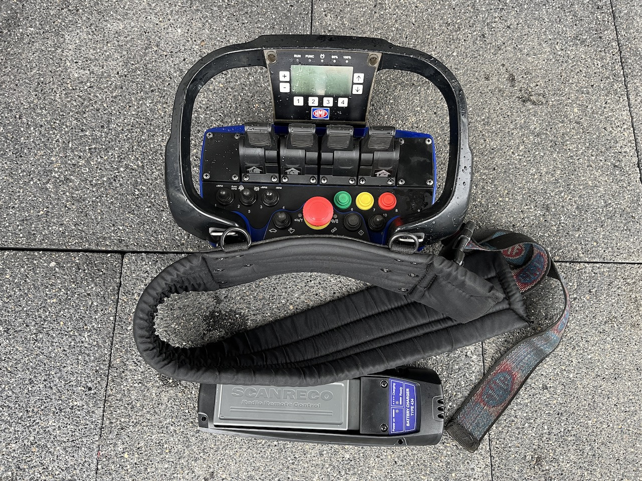 Meusburger MPS-3 Auflieger mit Kran HMF 1510 K-4 Lenkachse - Açık/ Sal dorse: fotoğraf 4 Meusburger MPS-3 Auflieger mit Kran HMF 1510 K-4 Lenkachse - Açık/ Sal dorse: fotoğraf 4