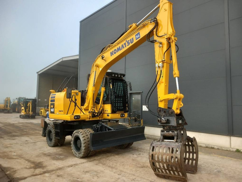 Komatsu PW148-10 - Tekerlekli ekskavatör: fotoğraf 2 Komatsu PW148-10 - Tekerlekli ekskavatör: fotoğraf 2