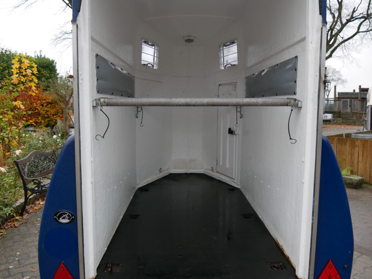 Böckmann Uno schwenkbare Klappe Fohlengitter - Hayvan nakil aracı römork: fotoğraf 5 Böckmann Uno schwenkbare Klappe Fohlengitter - Hayvan nakil aracı römork: fotoğraf 5