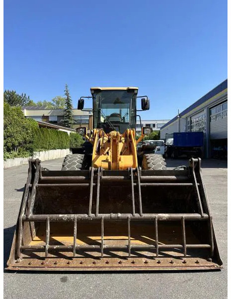 Hyundai HL730-9A 4X4 Radlader Mulch-/Klappschaufel KLIMA A HL730-9A 4X4 Radlader Mulch-/Klappschaufel KLIMA A/C - Tekerlekli yükleyici: fotoğraf 3 Hyundai HL730-9A 4X4 Radlader Mulch-/Klappschaufel KLIMA A HL730-9A 4X4 Radlader Mulch-/Klappschaufel KLIMA A/C - Tekerlekli yükleyici: fotoğraf 3