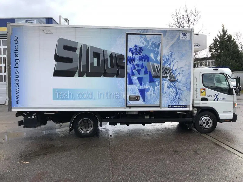 Mitsubishi Fuso 7C18 Tiefkühl E6 Motor NEU! Lamberet - Frigorifik kamyonet: fotoğraf 3 Mitsubishi Fuso 7C18 Tiefkühl E6 Motor NEU! Lamberet - Frigorifik kamyonet: fotoğraf 3