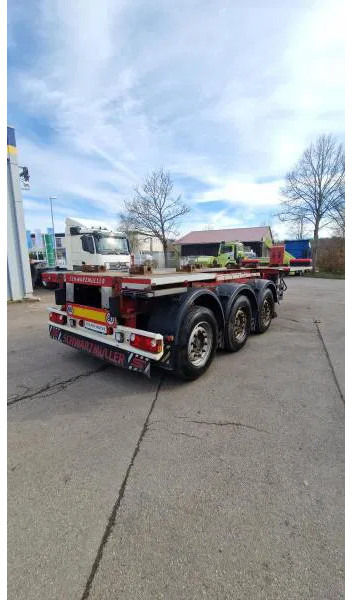 Schwarzmüller kurzes 3- Achs Chassis ADR für Chemie Spezialbehäl kurzes 3- Achs Chassis ADR für Chemie Spezialbehälter - Konteynır taşıyıcı/ Yedek karoser dorse: fotoğraf 4 Schwarzmüller kurzes 3- Achs Chassis ADR für Chemie Spezialbehäl kurzes 3- Achs Chassis ADR für Chemie Spezialbehälter - Konteynır taşıyıcı/ Yedek karoser dorse: fotoğraf 4