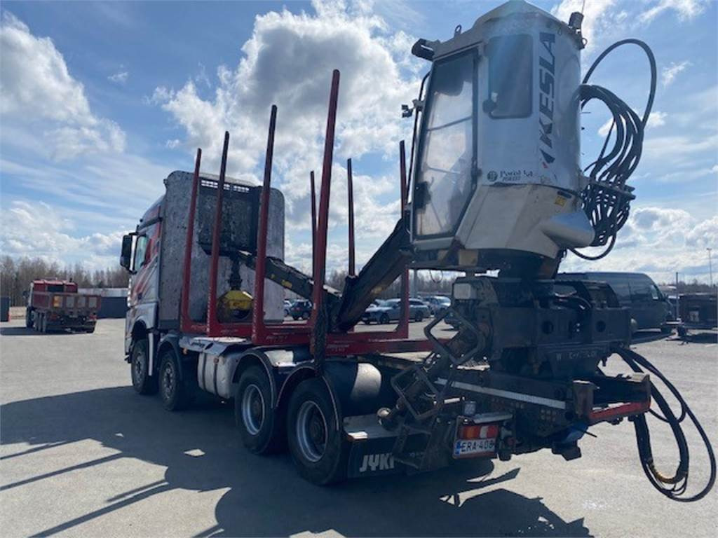 Mercedes-Benz AROCS 3763 8x4/4 Riikonen puuvarustus - Tomruk kamyonu: fotoğraf 4 Mercedes-Benz AROCS 3763 8x4/4 Riikonen puuvarustus - Tomruk kamyonu: fotoğraf 4