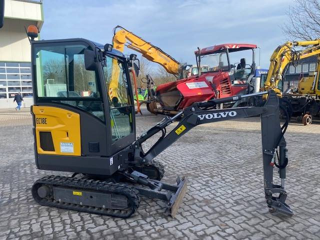 Volvo EC 18 E MIETE / RENTAL (12001764) - Mini ekskavatör: fotoğraf 5 Volvo EC 18 E MIETE / RENTAL (12001764) - Mini ekskavatör: fotoğraf 5