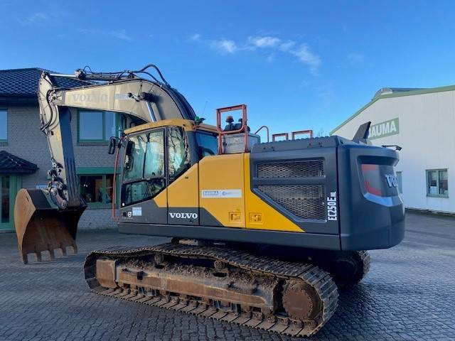 Volvo EC 250 E NL MIETE / RENTAL (12001056) - Paletli ekskavatör: fotoğraf 2 Volvo EC 250 E NL MIETE / RENTAL (12001056) - Paletli ekskavatör: fotoğraf 2