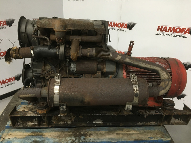 Deutz BF4L1011F USED - İş makinaları: fotoğraf 2 Deutz BF4L1011F USED - İş makinaları: fotoğraf 2