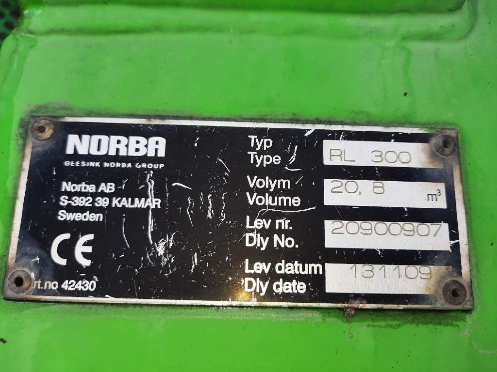 Mercedes-Benz Econic 2633 - Çöp kamyonu: fotoğraf 5 Mercedes-Benz Econic 2633 - Çöp kamyonu: fotoğraf 5