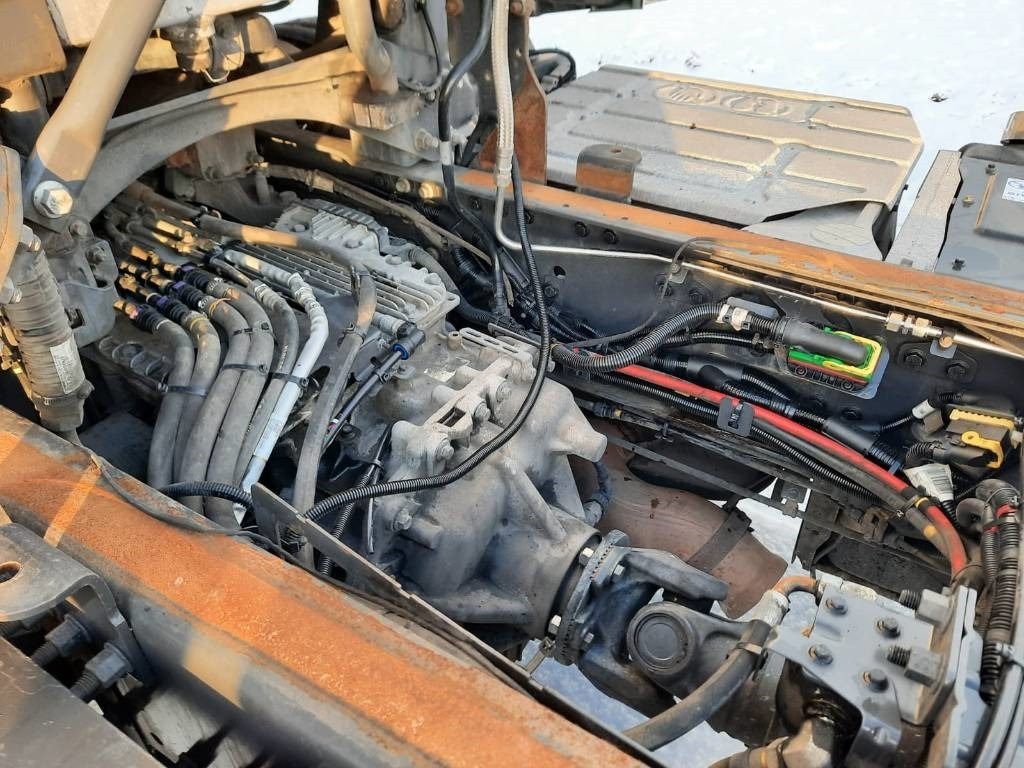 Volvo FH 13 - Şasi kamyon: fotoğraf 5 Volvo FH 13 - Şasi kamyon: fotoğraf 5