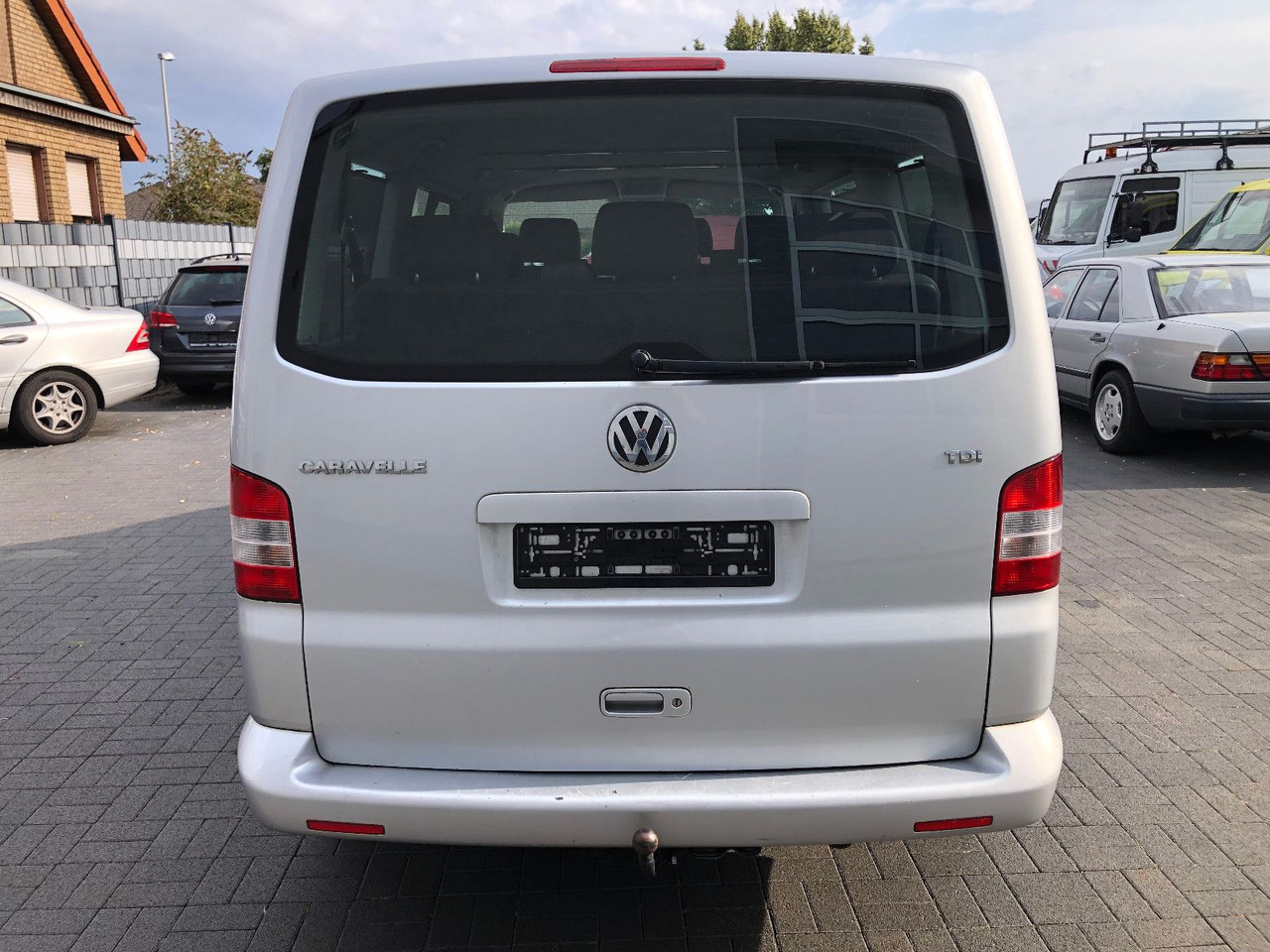 Minivan Volkswagen T5 1.9 TDi Caravelle, Comfortline 9-Sitzer: fotoğraf 8
