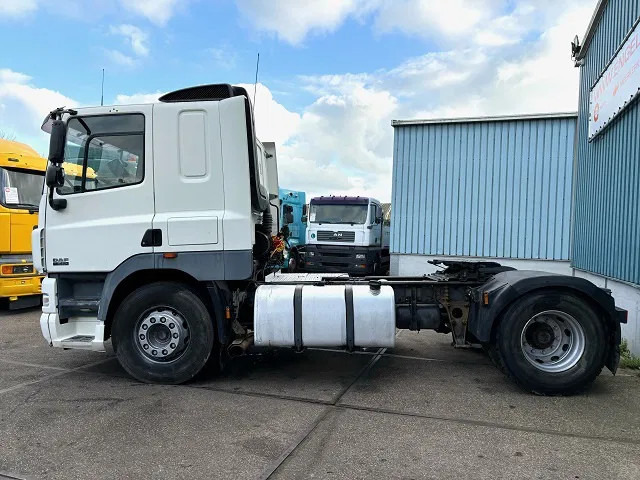 DAF CF 85.410 4x2 SLEEPERCAB (ZF16 MANUAL GEARBOX / EURO 5 / AIRCONDITIONING) - Çekici: fotoğraf 5 DAF CF 85.410 4x2 SLEEPERCAB (ZF16 MANUAL GEARBOX / EURO 5 / AIRCONDITIONING) - Çekici: fotoğraf 5