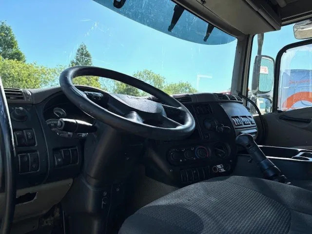 Çekici DAF CF 85.410 SPACECAB 4x2 (ZF16 MANUAL GEARBOX / MX-BRAKE / 995 LITER DIESELTANK / AIRCONDITIONING / FRIDGE UNTHER BED): fotoğraf 7