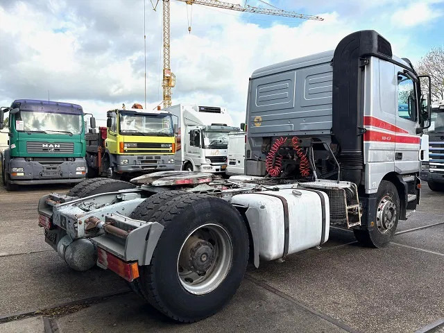 Mercedes-Benz Actros 1843 LS SLEEPERCAB (MP1) (ZF16 MANUAL GEARBOX / REDUCTION AXLE / AIRCONDITIONING / ETC.) - Çekici: fotoğraf 3 Mercedes-Benz Actros 1843 LS SLEEPERCAB (MP1) (ZF16 MANUAL GEARBOX / REDUCTION AXLE / AIRCONDITIONING / ETC.) - Çekici: fotoğraf 3