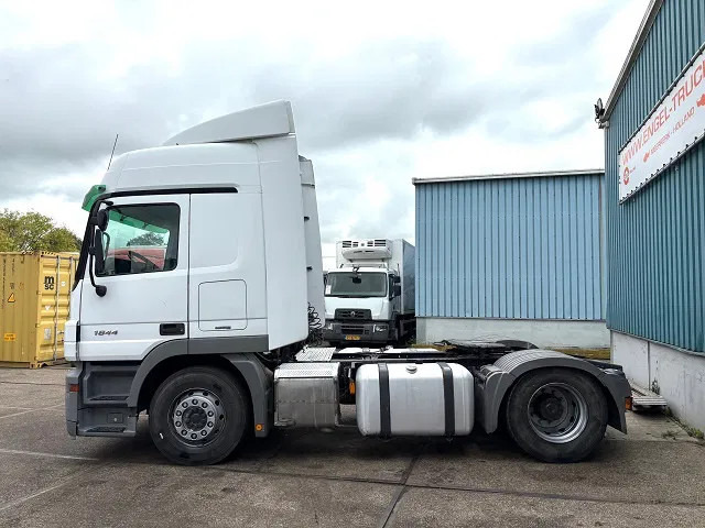 Mercedes-Benz Actros 1844 LS (MP2) (TELLIGENT AUTOMATIC / AIRCONDITIONING / 2x DIESELTANK / EURO 5) - Çekici: fotoğraf 5 Mercedes-Benz Actros 1844 LS (MP2) (TELLIGENT AUTOMATIC / AIRCONDITIONING / 2x DIESELTANK / EURO 5) - Çekici: fotoğraf 5