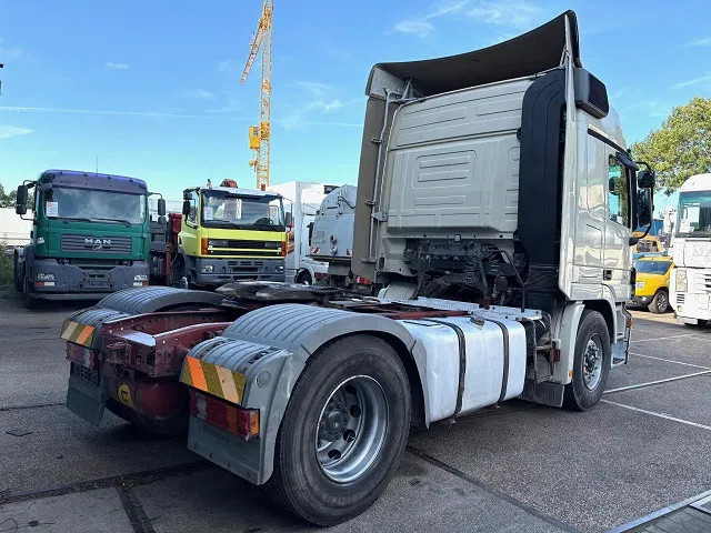 Mercedes-Benz Actros 1846 LS (MP2) (EPS WITH CLUTCH (3 PEDALS) / RETARDER / AIRCONDITIONING / ETC) - Çekici: fotoğraf 3 Mercedes-Benz Actros 1846 LS (MP2) (EPS WITH CLUTCH (3 PEDALS) / RETARDER / AIRCONDITIONING / ETC) - Çekici: fotoğraf 3