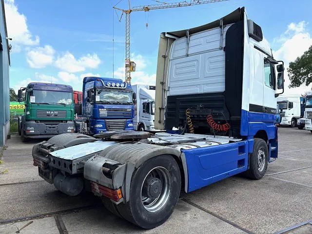 Mercedes-Benz Actros 1857 LS (MP1) MEGASPACE (EPS WITH CLUTCH (3-PEDALS) / RETARDER / REDUCTION AXLE / AIRCONDITIONING) - Çekici: fotoğraf 3 Mercedes-Benz Actros 1857 LS (MP1) MEGASPACE (EPS WITH CLUTCH (3-PEDALS) / RETARDER / REDUCTION AXLE / AIRCONDITIONING) - Çekici: fotoğraf 3
