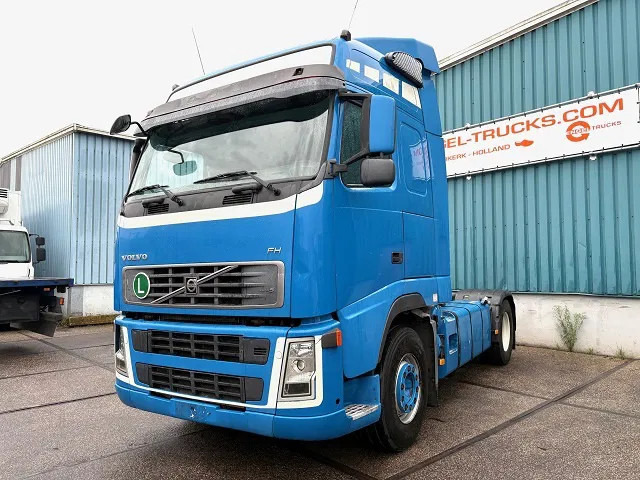 Volvo FH 400 GLOBETROTTER (VIN: 7B446149 / I-SHIFT / ADR-VLG / AIRCONDITIONING / COMPLETE SPOILERSET ON CABIN) - Çekici: fotoğraf 1 Volvo FH 400 GLOBETROTTER (VIN: 7B446149 / I-SHIFT / ADR-VLG / AIRCONDITIONING / COMPLETE SPOILERSET ON CABIN) - Çekici: fotoğraf 1