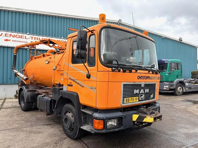MAN F 15.192 (6-CILINDER) WITH GEESINK VACUUM TANK (MANUAL GEARBOX / P.T.O.) ORIGINAL DUTCH TRUCK - Vidanjör: fotoğraf 2 MAN F 15.192 (6-CILINDER) WITH GEESINK VACUUM TANK (MANUAL GEARBOX / P.T.O.) ORIGINAL DUTCH TRUCK - Vidanjör: fotoğraf 2