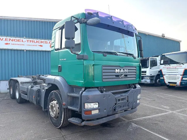 MAN TGA 26.360BB 6x4 FULL STEEL MULTILIFT HOOK-ARM (ZF16 MANUAL GEARBOX / FULL STEEL SUSPENSION / REDUCTION AXLES / AIRCONDITIONING) - Kancalı yükleyici kamyon: fotoğraf 2 MAN TGA 26.360BB 6x4 FULL STEEL MULTILIFT HOOK-ARM (ZF16 MANUAL GEARBOX / FULL STEEL SUSPENSION / REDUCTION AXLES / AIRCONDITIONING) - Kancalı yükleyici kamyon: fotoğraf 2