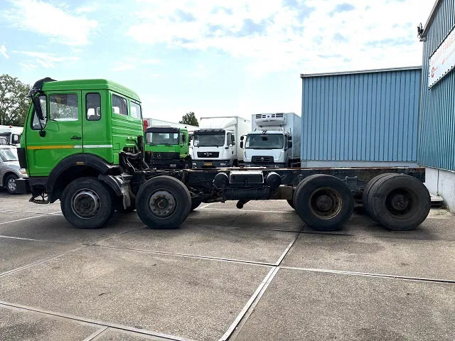 Mercedes-Benz SK 3335K 8x4 FULL STEEL CHASSIS (ZF16 MANUAL GEARBOX / RETARDER / FULL STEEL SUSPENSION / REDUCTION AXLES) - Şasi kamyon: fotoğraf 5 Mercedes-Benz SK 3335K 8x4 FULL STEEL CHASSIS (ZF16 MANUAL GEARBOX / RETARDER / FULL STEEL SUSPENSION / REDUCTION AXLES) - Şasi kamyon: fotoğraf 5