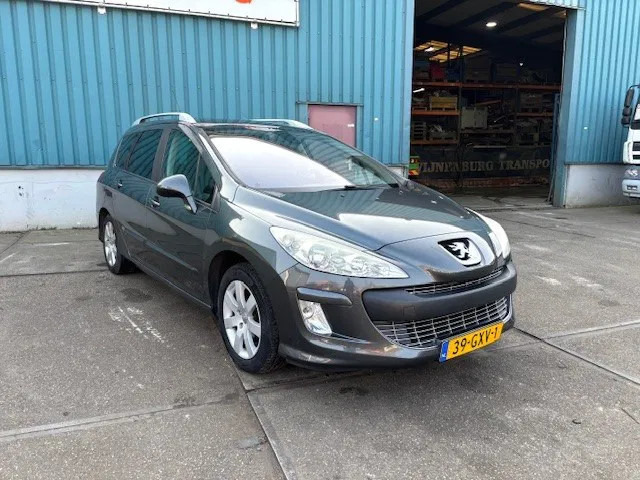 Peugeot 308 SW 5-DOORS HATCHBACK / MPV (APK/TUV 01-2026 / 6 GEARS MANUAL GEARBOX / AIRCONDITIONING / PANORAMA / ELECTRIACAL PACKAGE / ETC.) - Binek araba: fotoğraf 2 Peugeot 308 SW 5-DOORS HATCHBACK / MPV (APK/TUV 01-2026 / 6 GEARS MANUAL GEARBOX / AIRCONDITIONING / PANORAMA / ELECTRIACAL PACKAGE / ETC.) - Binek araba: fotoğraf 2