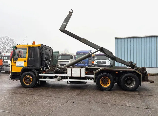 Kancalı yükleyici kamyon Volvo FL 12.380 6x2 A-RIDE (ORIGINAL DUTCH) HOOK-ARM CONTAINER SYSTEM (FULL STEEL SUSPENSION / REDUCTION AXLE / 10 TIRES / 8.000 KG. F: fotoğraf 6