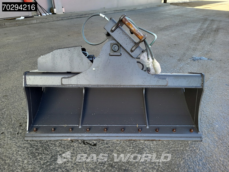 Volvo S40 Tiltbucket - S40 QC - 1500 mm - Ataşman: fotoğraf 2 Volvo S40 Tiltbucket - S40 QC - 1500 mm - Ataşman: fotoğraf 2