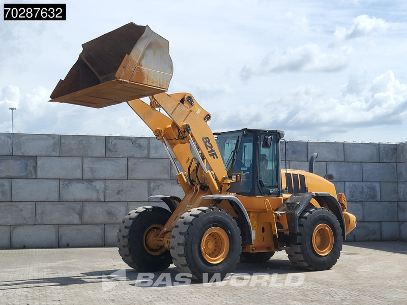 Case 821 F GERMAN MACHINE - Tekerlekli yükleyici: fotoğraf 2 Case 821 F GERMAN MACHINE - Tekerlekli yükleyici: fotoğraf 2