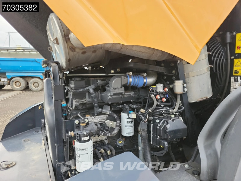 Tekerlekli yükleyici Case 821 G: fotoğraf 7