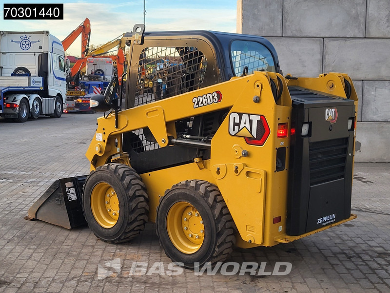 Caterpillar 226 D3 - Mini yükleyici: fotoğraf 5 Caterpillar 226 D3 - Mini yükleyici: fotoğraf 5