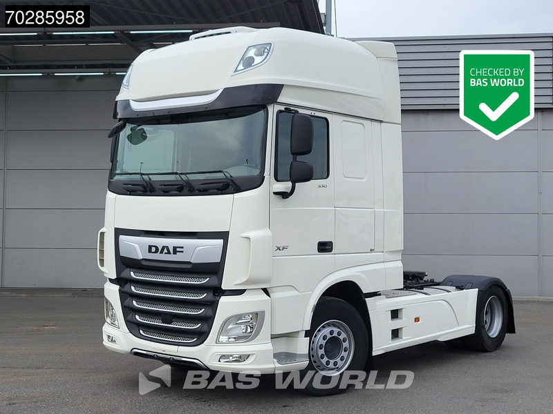 DAF XF 530 XF 4X2 Retarder 2xTanks Standklima ACC Euro 6 - Çekici: fotoğraf 1 DAF XF 530 XF 4X2 Retarder 2xTanks Standklima ACC Euro 6 - Çekici: fotoğraf 1