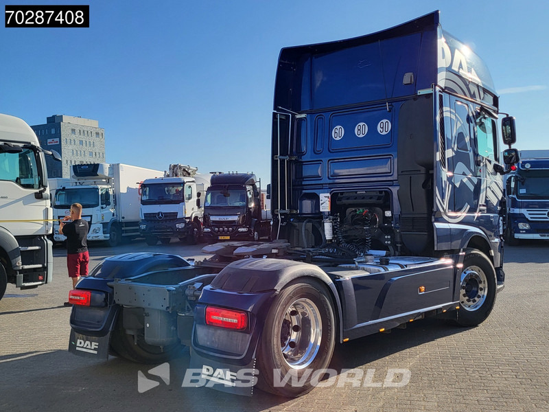DAF XF 530 XF 4X2 SSC Full-Air Standklima Hydraulik Alcoa - Çekici: fotoğraf 5 DAF XF 530 XF 4X2 SSC Full-Air Standklima Hydraulik Alcoa - Çekici: fotoğraf 5