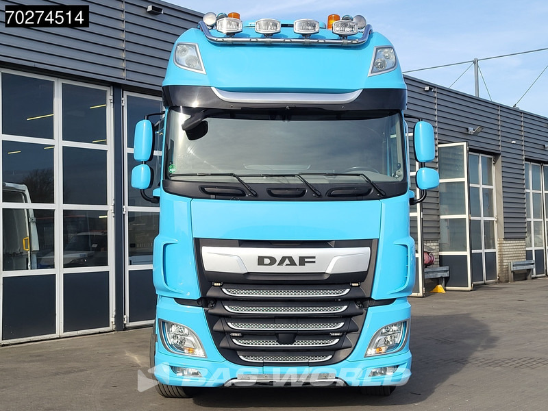 DAF XF 530 XF 8X4 Big-Axle Lift+lenkachse Retarder PTO Hydraulik StandKlima ACC LED Euro 6 - Çekici: fotoğraf 5 DAF XF 530 XF 8X4 Big-Axle Lift+lenkachse Retarder PTO Hydraulik StandKlima ACC LED Euro 6 - Çekici: fotoğraf 5