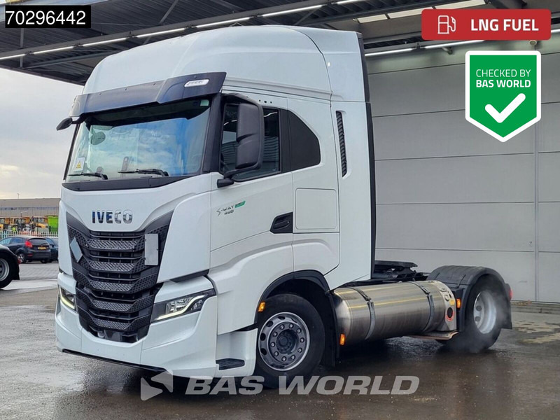 Iveco S-Way 460 S-Way 4X2 LNG! Retarder 2X Tanks - Çekici: fotoğraf 1 Iveco S-Way 460 S-Way 4X2 LNG! Retarder 2X Tanks - Çekici: fotoğraf 1