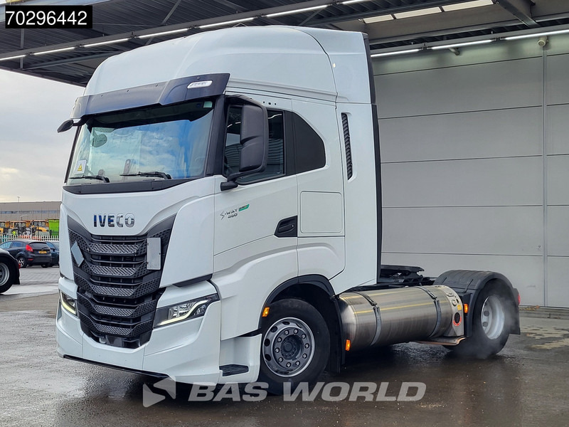 Iveco S-Way 460 S-Way 4X2 LNG! Retarder 2X Tanks - Çekici: fotoğraf 2 Iveco S-Way 460 S-Way 4X2 LNG! Retarder 2X Tanks - Çekici: fotoğraf 2