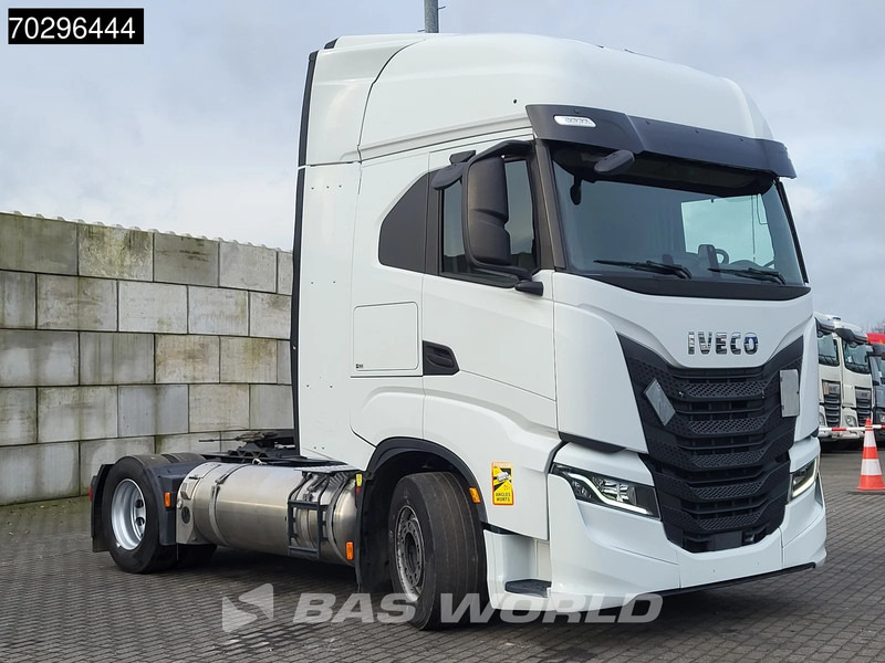 Iveco S-Way 460 S-Way 4X2 LNG Retarder 2X Tanks - Çekici: fotoğraf 3 Iveco S-Way 460 S-Way 4X2 LNG Retarder 2X Tanks - Çekici: fotoğraf 3