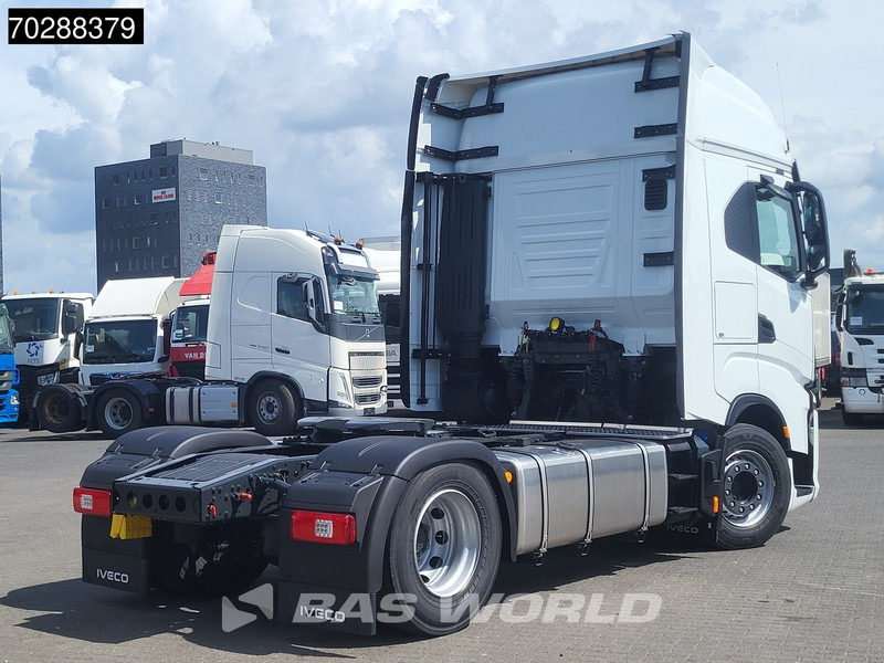Iveco S-Way 580 4X2 NEW! 2x Tanks Navi ACC Standklima - Çekici: fotoğraf 5 Iveco S-Way 580 4X2 NEW! 2x Tanks Navi ACC Standklima - Çekici: fotoğraf 5
