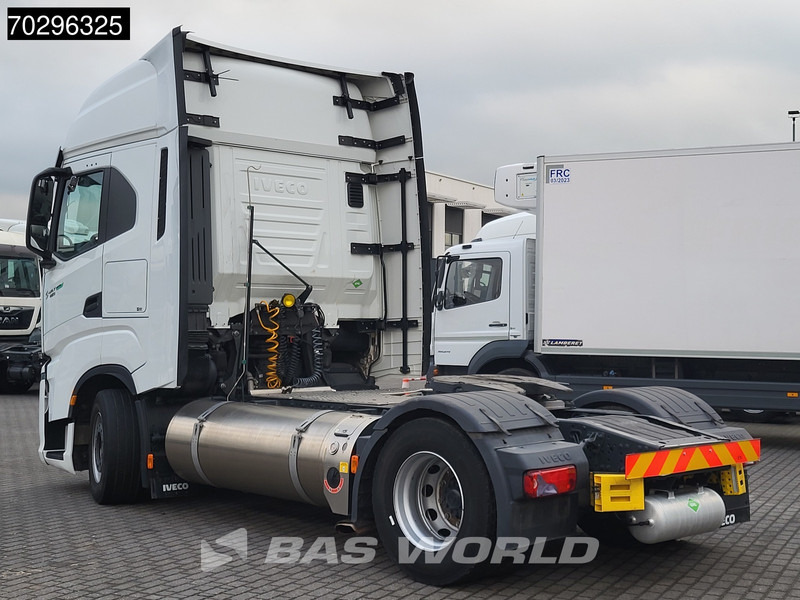 Iveco S-Way S-Way 4X2 LNG Retarder 2X Tanks - Çekici: fotoğraf 5 Iveco S-Way S-Way 4X2 LNG Retarder 2X Tanks - Çekici: fotoğraf 5