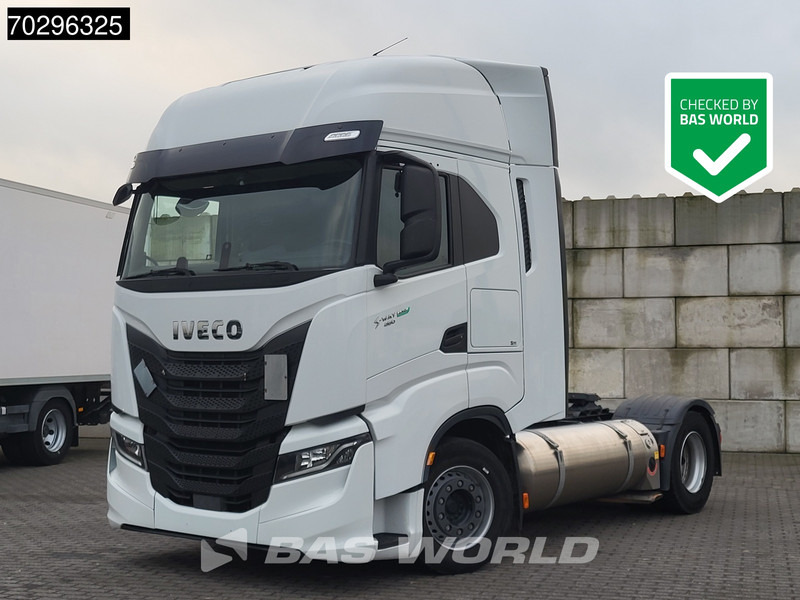 Iveco S-Way S-Way 4X2 LNG Retarder 2X Tanks - Çekici: fotoğraf 2 Iveco S-Way S-Way 4X2 LNG Retarder 2X Tanks - Çekici: fotoğraf 2