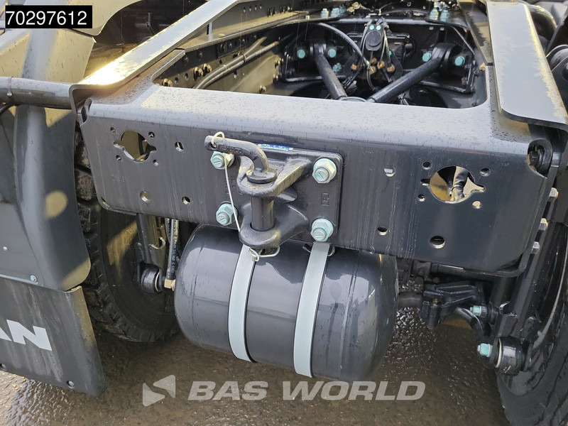 Yeni Çekici MAN TGS 33.440 6X4 NEW! TN Manual Full-Steel Big-Axle Drumbrakes Euro 2: fotoğraf 16 Yeni Çekici MAN TGS 33.440 6X4 NEW! TN Manual Full-Steel Big-Axle Drumbrakes Euro 2: fotoğraf 16