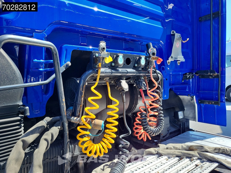 MAN TGX 18.460 4X2 XLX Mega Retarder 2x Tanks Standklima Hydraulik - Çekici: fotoğraf 5 MAN TGX 18.460 4X2 XLX Mega Retarder 2x Tanks Standklima Hydraulik - Çekici: fotoğraf 5